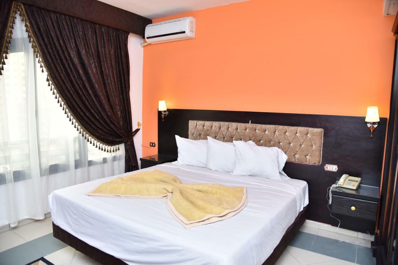 Royal Pyramids Hotel Каїр Екстер'єр фото