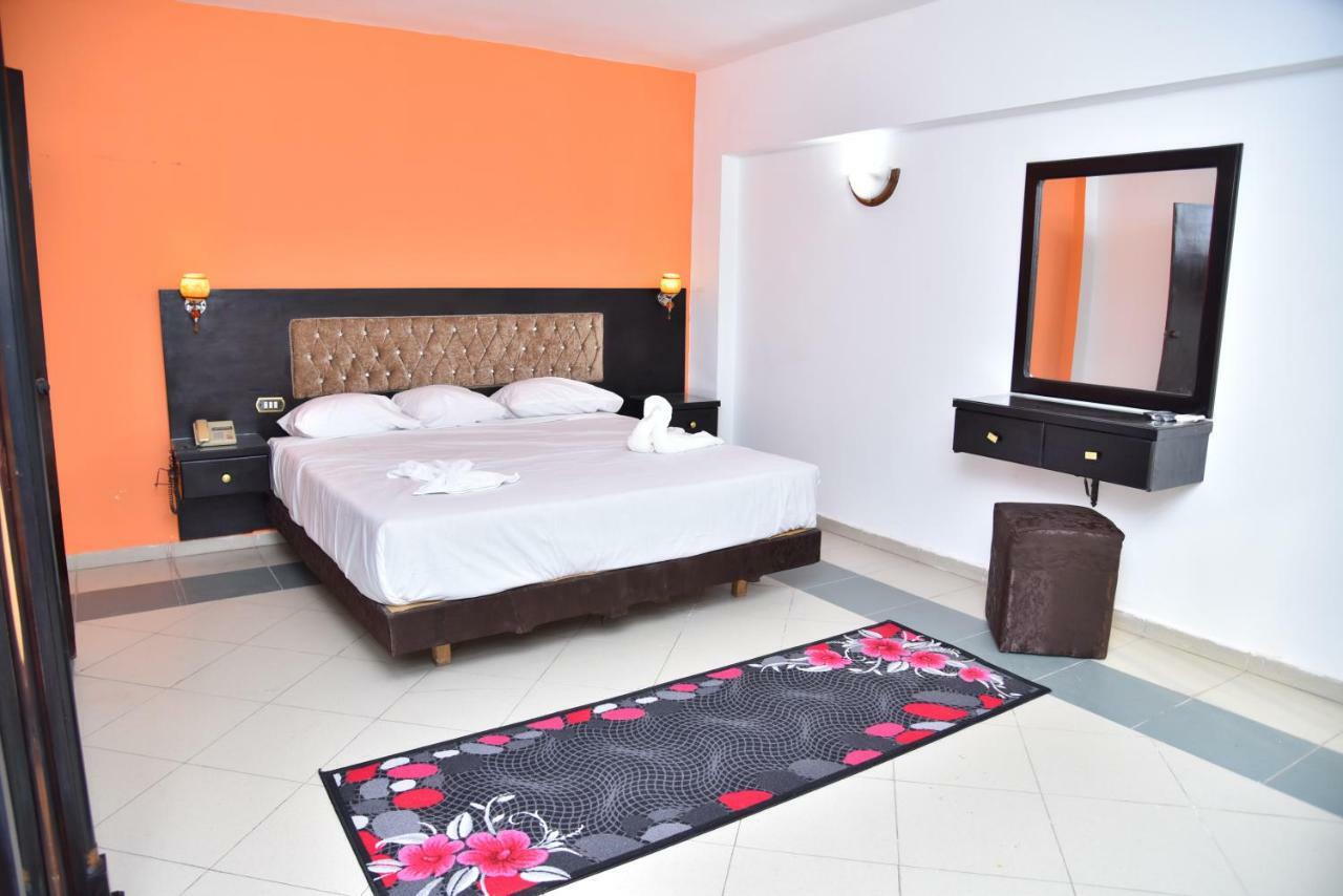 Royal Pyramids Hotel Каїр Екстер'єр фото