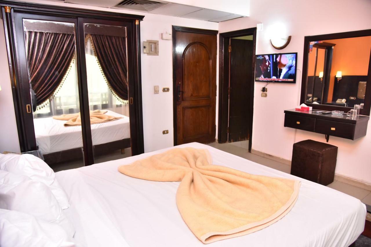 Royal Pyramids Hotel Каїр Екстер'єр фото