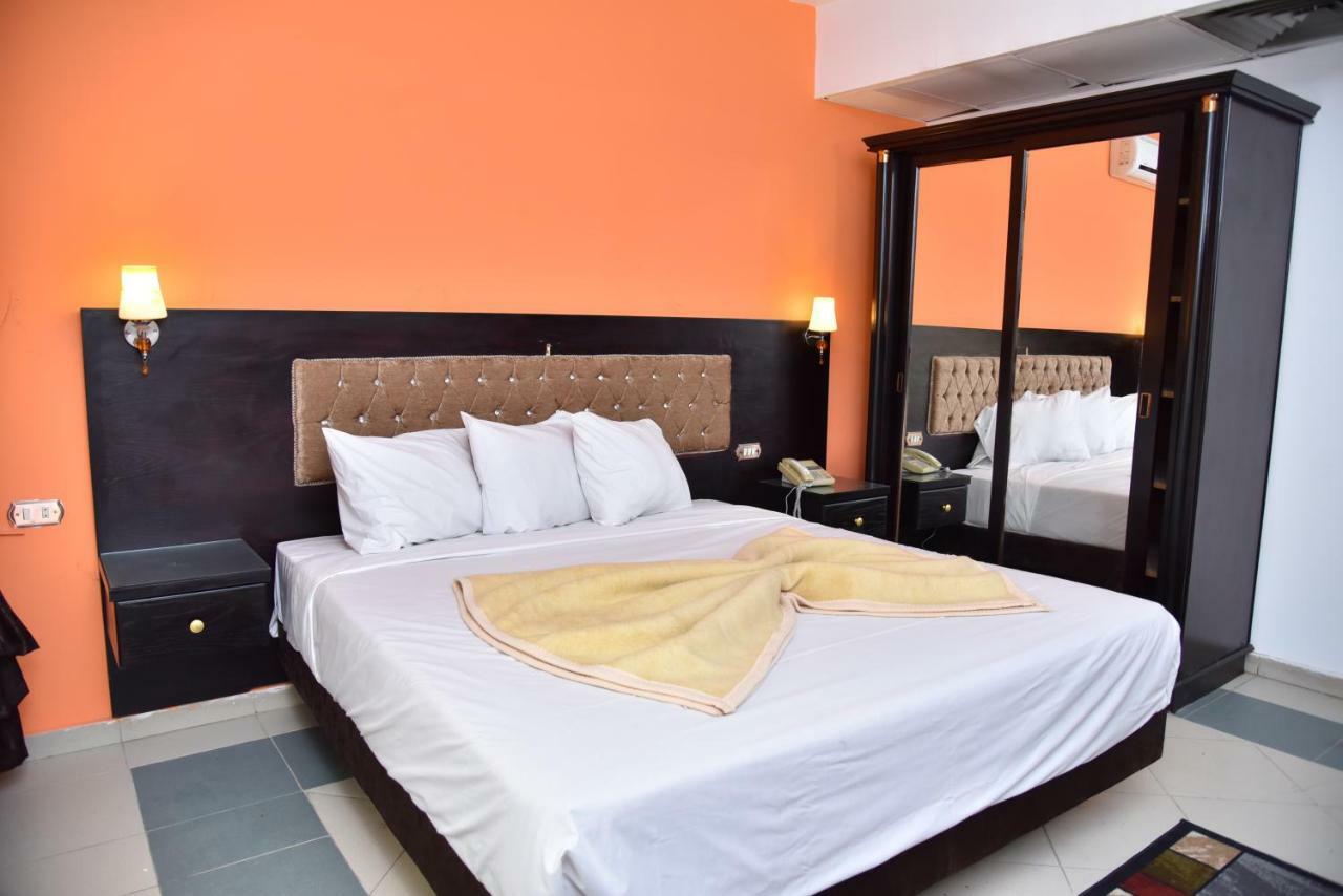 Royal Pyramids Hotel Каїр Екстер'єр фото